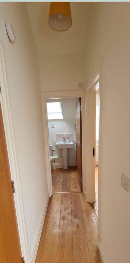 ニューポートCharming 1-Bed Loft In Caerleonアパートメント エクステリア 写真