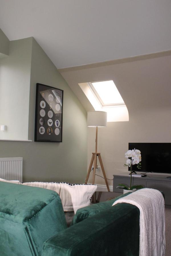 ニューポートCharming 1-Bed Loft In Caerleonアパートメント エクステリア 写真